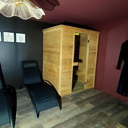 Romantique- Spa & Sauna Conches-en-Ouche